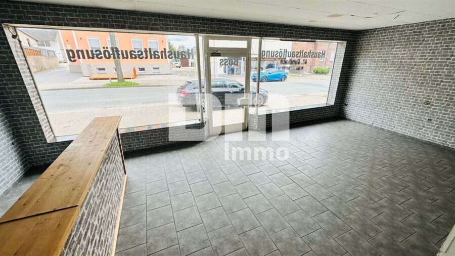 (R)eserviert!!!Schönes Wohn- Gewerbeensemble mit 2 Wohnungen, Laden, Dachterrasse - EG - Ladeneinheit / Showroom